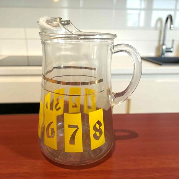 Vintage Mid Century Numbered Glass Pitcher 1–12 Yellow Retro Kitchen Barware EUC - Picture 1 of 5